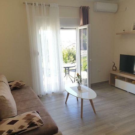 Apartments Jadran Тиват Экстерьер фото