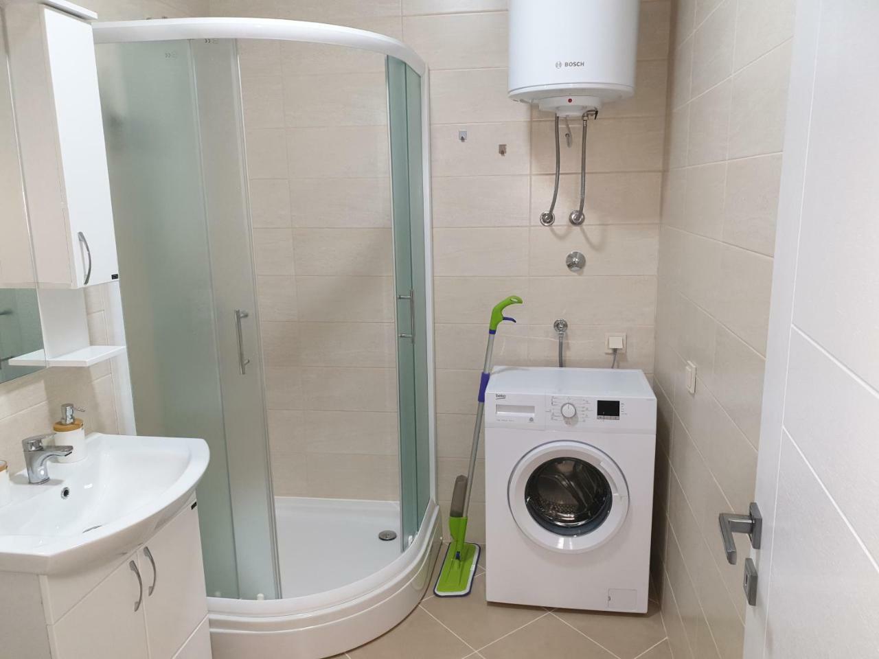 Apartments Jadran Тиват Экстерьер фото
