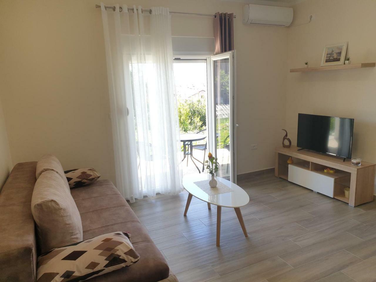 Apartments Jadran Тиват Экстерьер фото